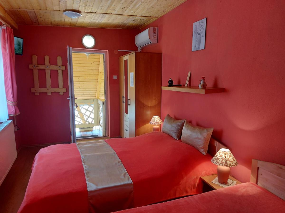 Castello Vendeg Es Apartmanhaz 에게르 외부 사진