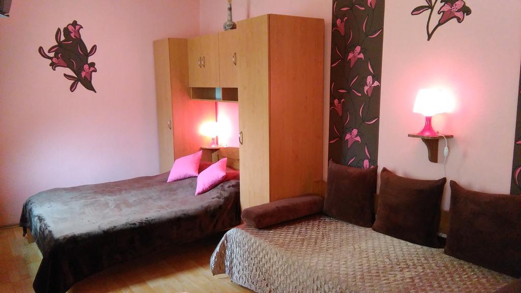 Castello Vendeg Es Apartmanhaz 에게르 객실 사진