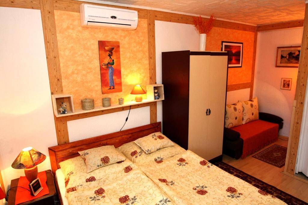 Castello Vendeg Es Apartmanhaz 에게르 객실 사진